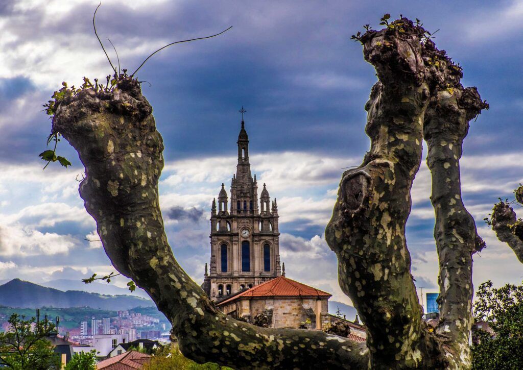 La Basílica de la Virgen de Begoña y las Siete Calles